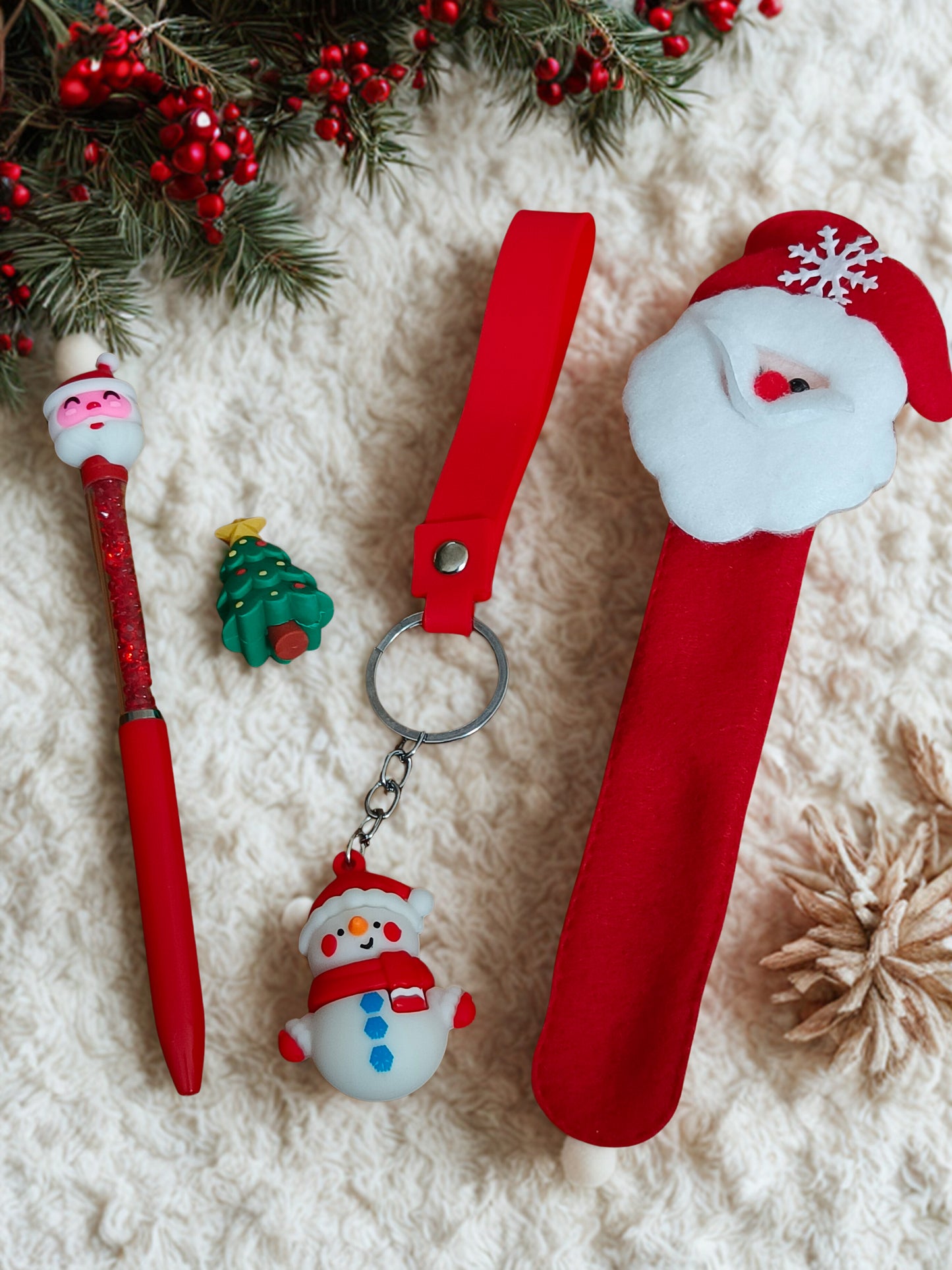 Christmas Gift Bag Set for Kids – Santa Pen, Light Slap Band & Keychain