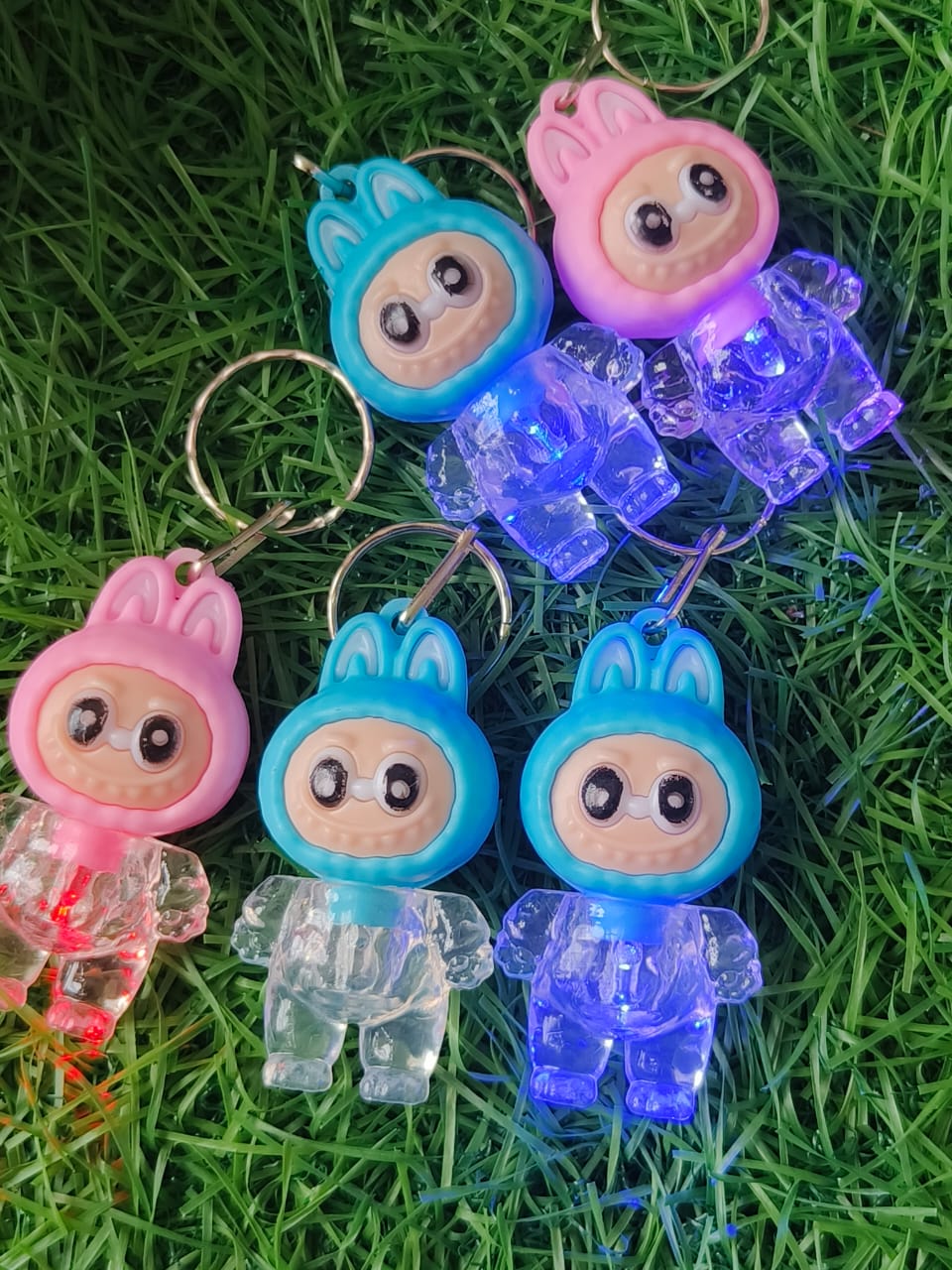 🔑 Set of 10 LED Cartoon Keychains – Party Pack