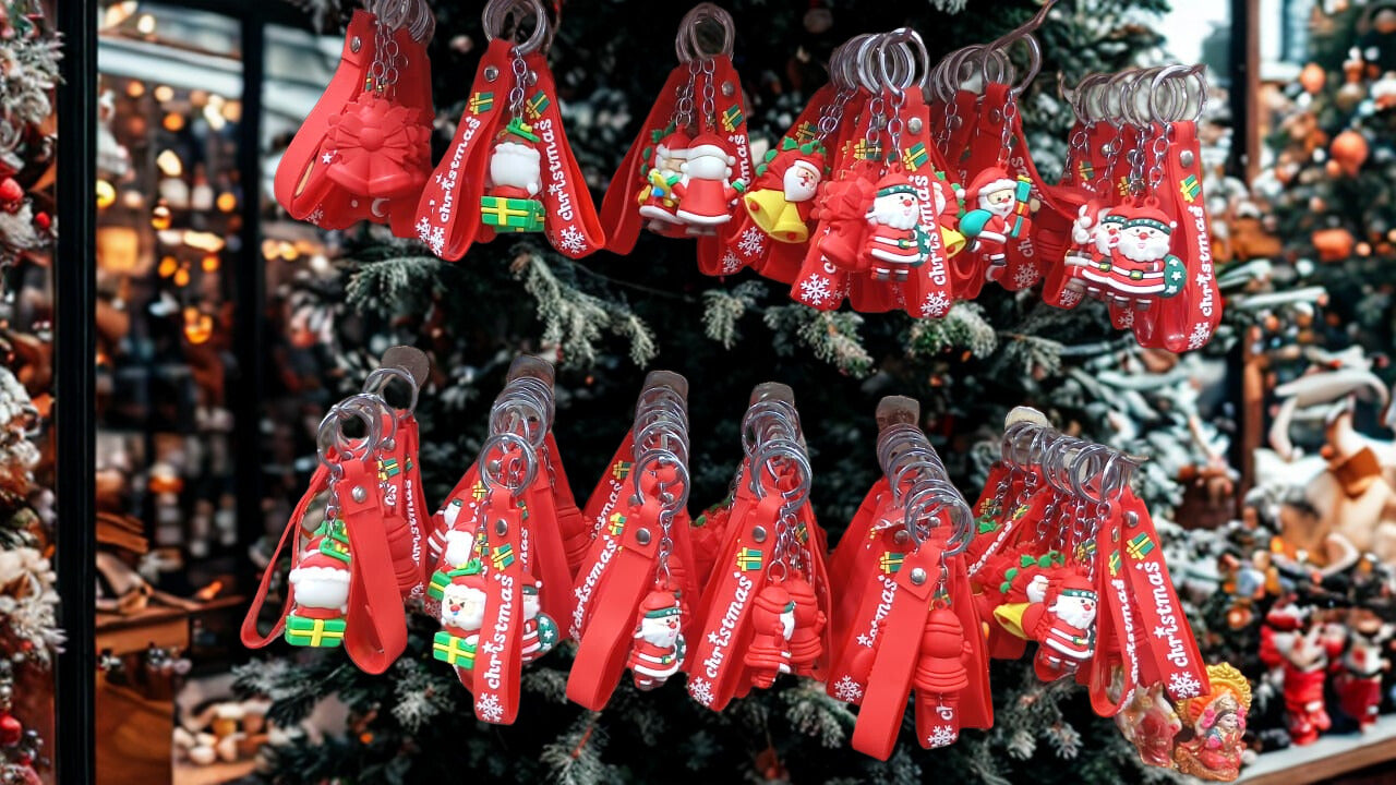 Christmas Santa & Snowman Silicone Keychain | Festive Bag & Key Holder