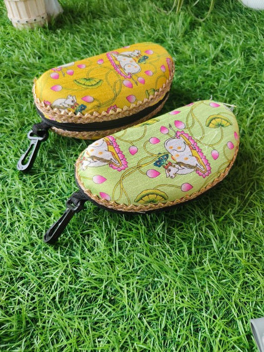 👜 Fabric Printed Multipurpose Case – Traditional Design