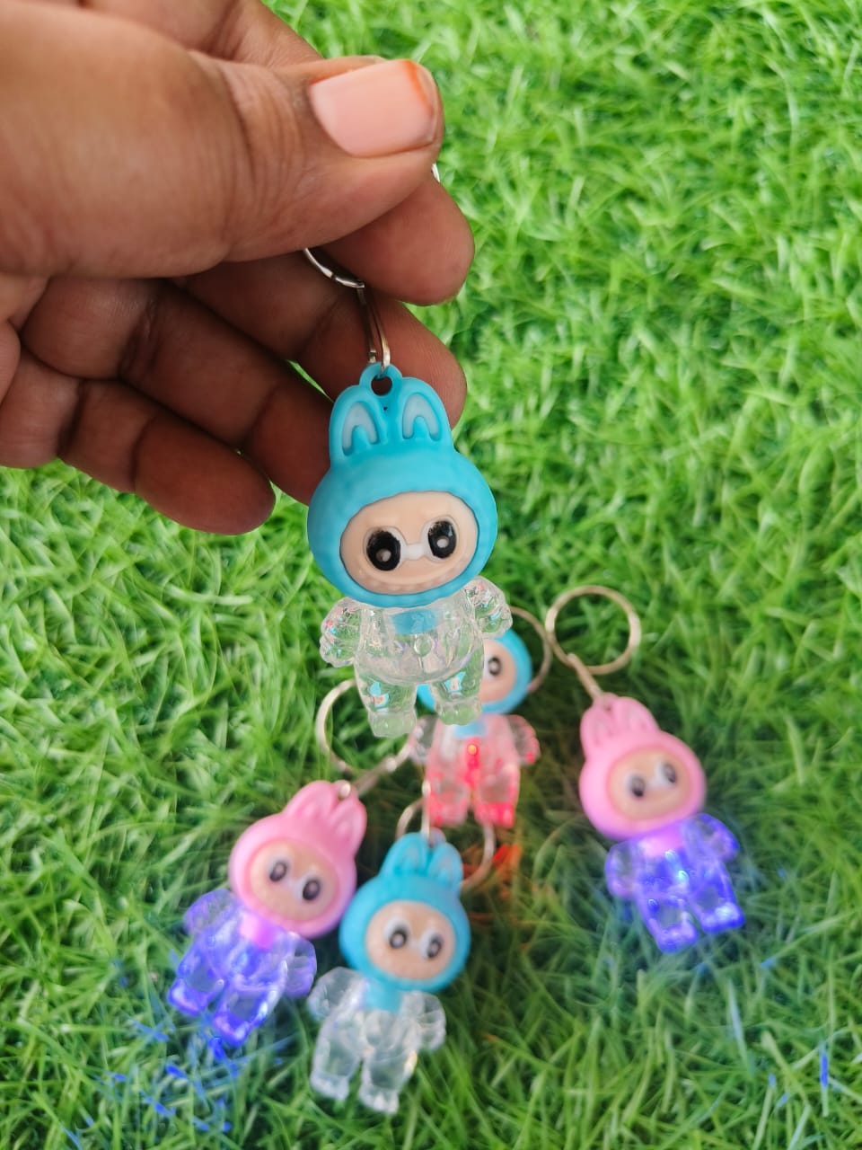 🔑 Set of 10 LED Cartoon Keychains – Party Pack